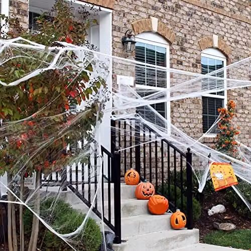 Kraft & Co Halloween Spider Web Decoration with 30 Fake Spiders in Red and White – 4