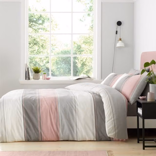 Fusion Betley Classic Wide Stripe Duvet Cover Set in Pink, W/D/H: 180 x 200 cm