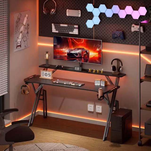Livingandhome Modern Black Gaming Desk with Matt MDF and Metal X-Frame, Width: 140 cm