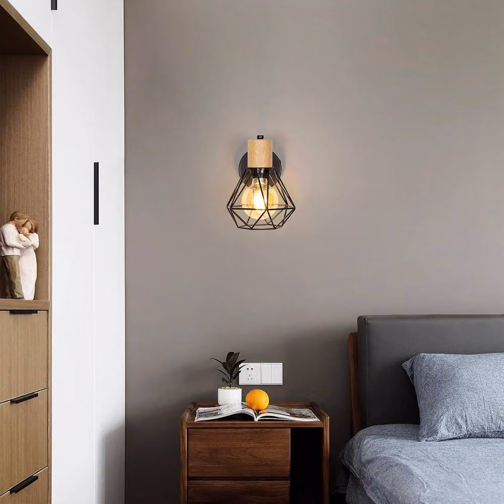 Goeco Industrial Wall Light in Black and Wood with E27 Adjustable Metal Design – 5