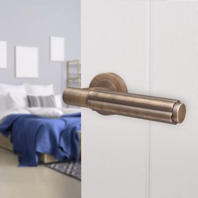 AFIT Antique Brass Internal Lever On Rose Door Handle in Bronze