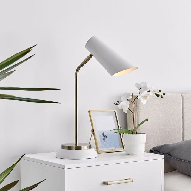 FurnitureboxUK MANU Adjustable Metal Table Lamp with Bulb in White and Gold/Brass