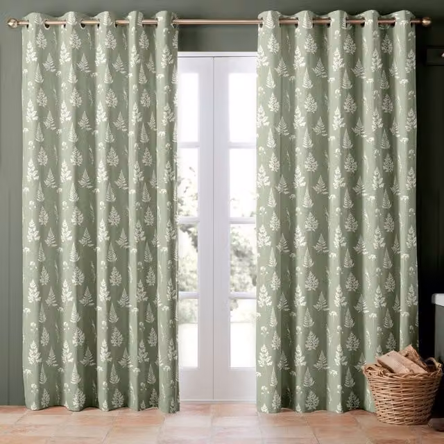 Emily Bond Tynesfield Made to Measure Blackout Cotton Floral Curtain in Green