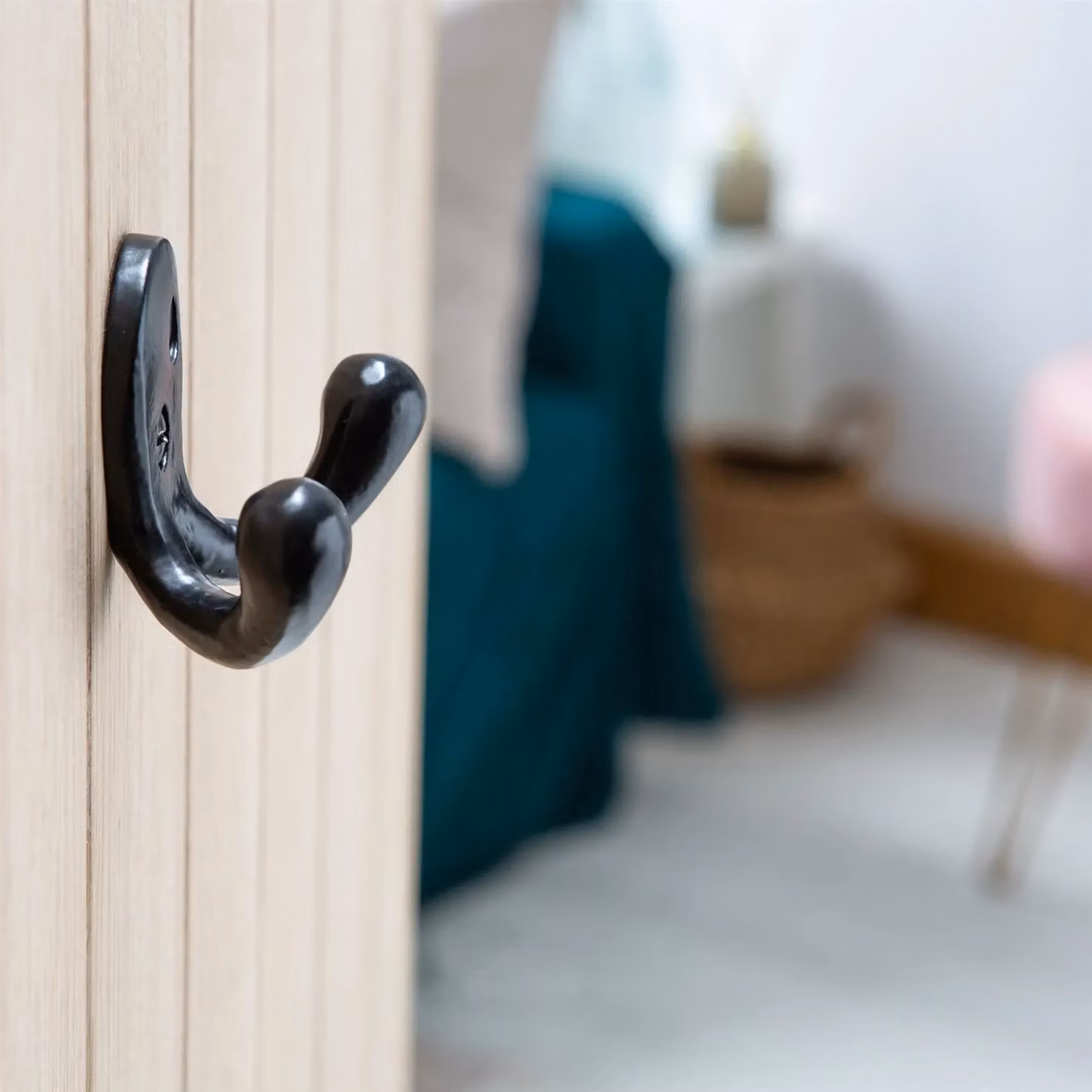 Hammer and Tongs Matt Black Iron Double Coat Hook, Pack of 5, W: 7 cm, H: 5 cm – 5
