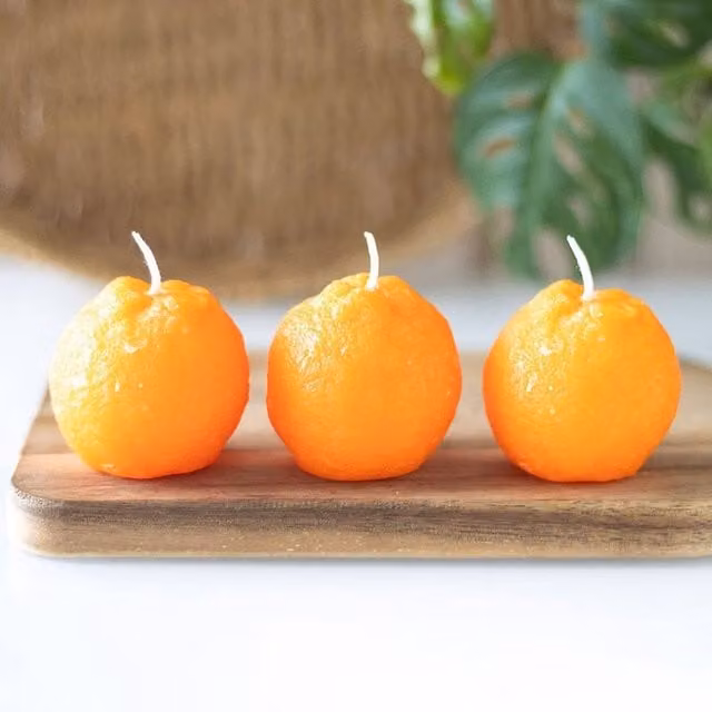 Uniqueful Set of 3 Orange Shaped Tabletop Candles – 1