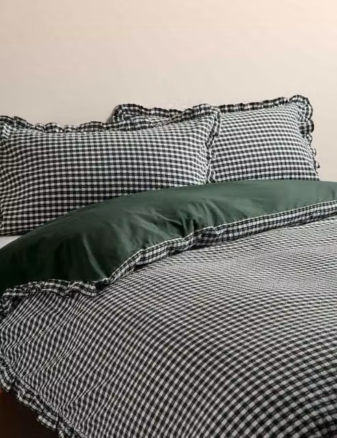 M&S Green Checked Pure Cotton Gingham Ruffle Bedding Set W/D/H: 180 x 200 cm