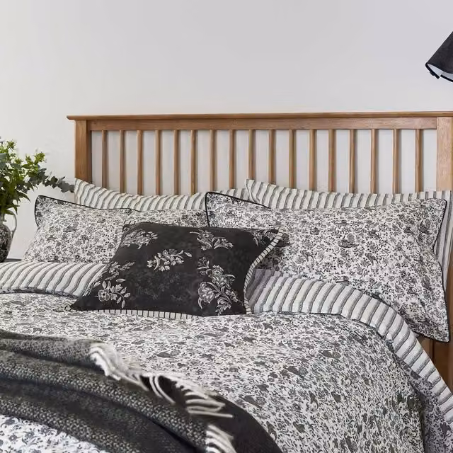 Burleigh x Bedeck of Belfast Regal Peacock Double Duvet Cover Set, Charcoal/White, W/D/H: 140 x 200 cm
