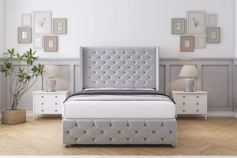 Sloomy Luthor Plush Divan Bed Set with Wingback Headboard and Footboard in Silver, Double Size W/D/H: 140 x 200 cm