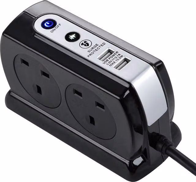 Masterplug 4 Socket Surge Protected Compact Extension Lead with USB, Black