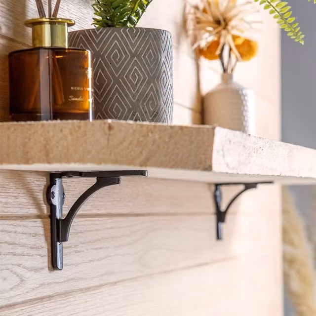 Hammer and Tongs Matt Black Curved Iron Shelf Brackets, Pack of 6, Depth: 100 mm – 1
