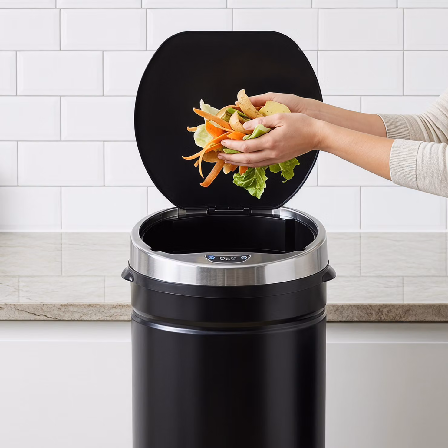 HOMCOM 50L Automatic Motion Sensor Rubbish Bin in Black Stainless Steel, W: 30.5 cm, D: 42.1 cm, H: 81.5 cm – 8