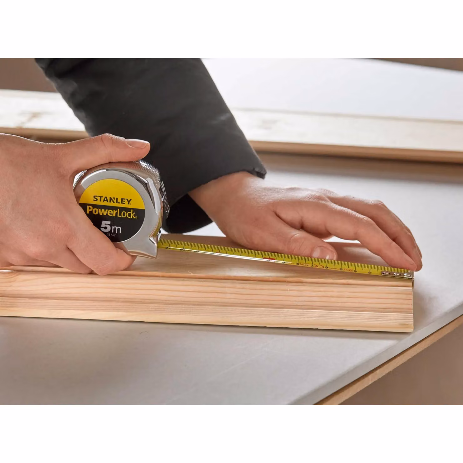 Stanley Powerlock Classic Pocket Tape Measure in Multicolour – 3