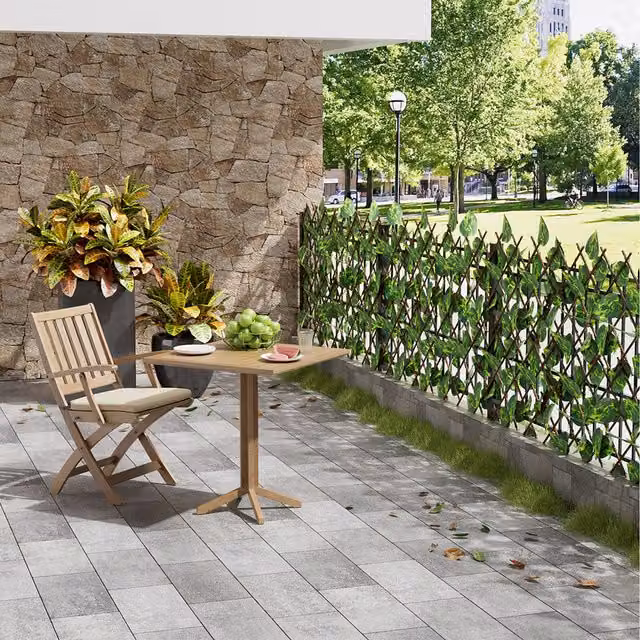 Livingandhome Pothos Leaf Artificial Hedge Panel in Green and Brown, Height: 215.5 cm