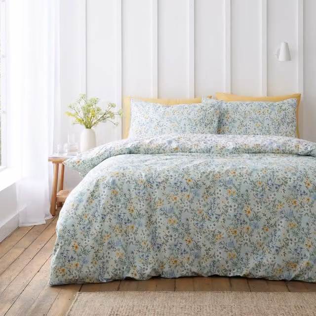 Bianca Ditsy Floral 200 Thread Count Cotton Percale Reversible Duvet Cover Set, Green, W: 180 cm, H: 200 cm – 1
