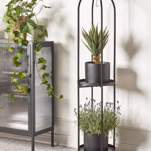 Wyld and Coco Black Metal Industrial Plant Stand, H 160 x W 35 x D 35 cm – 1