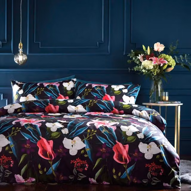 Portfolio Home Lily Tropics Floral Duvet Cover and Pillowcase Set, Multicolour and Black, 180 x 200 cm