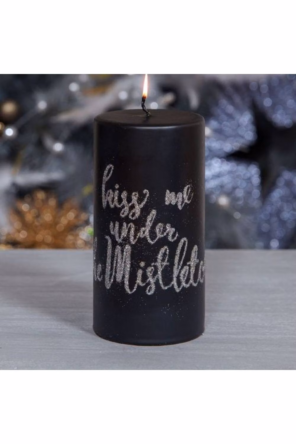 KDMD Kiss Me Under the Mistletoe Black and Silver Pillar Candle – 2