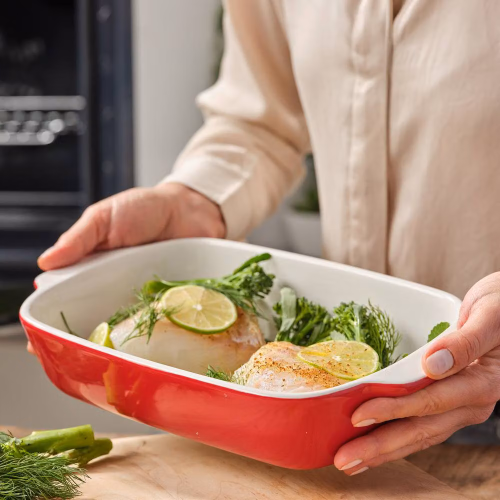 KitchenAid Red Stoneware Rectangular Casserole Dish with Lid – 5