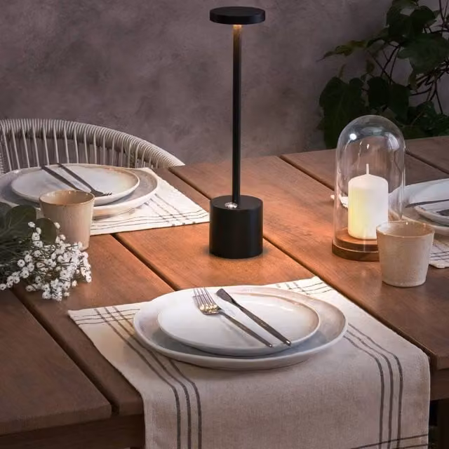 Wyld and Coco Black Aluminium Wireless Table Lamp with Touch Dimmer and USB Charging – 1