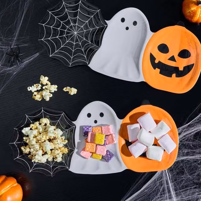 OHS 2 Pack Halloween Novelty Plastic Serving Platters and Dip Boards in Multicolour