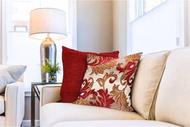 NewEdgeBlinds Rome Chenille Cushion Cover in Red and Purple
