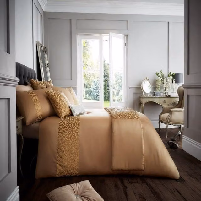 Smart Living Premium Venice Gold Duvet Cover and Pillowcases Set, W/D/H: 200 x 200 cm and 50 x 75 cm