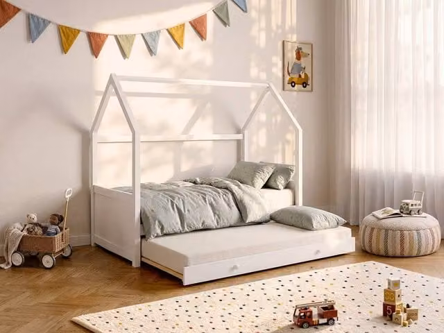 Vente-unique Hut Trundle Bed in White Lacquered Pine with Drawers, W/D/H: 190 x 90 x 97 cm
