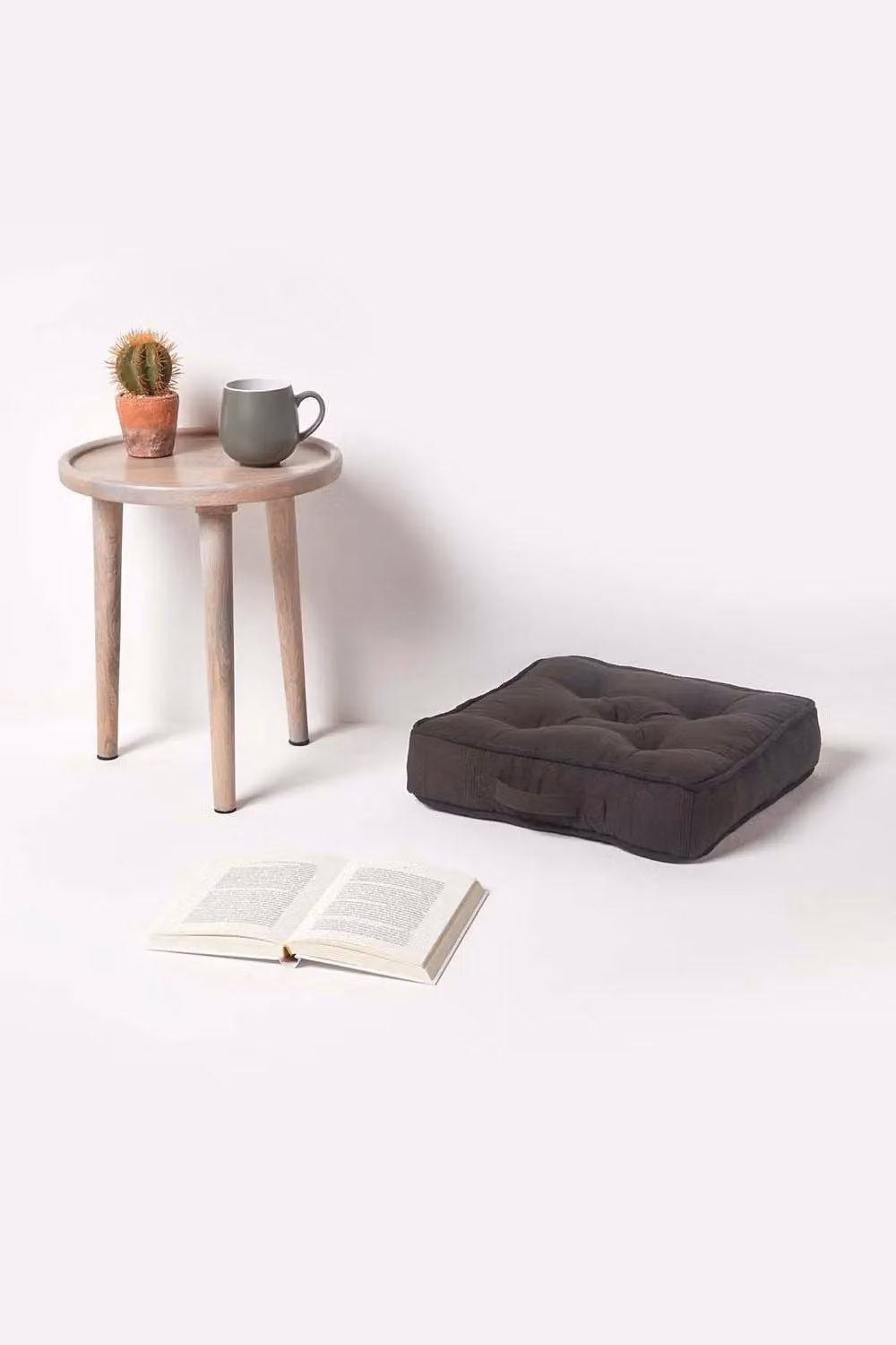 Homescapes Rajput Square Cotton Floor Cushion in Black, W/D/H: 40 x 40 x 8 cm – 2