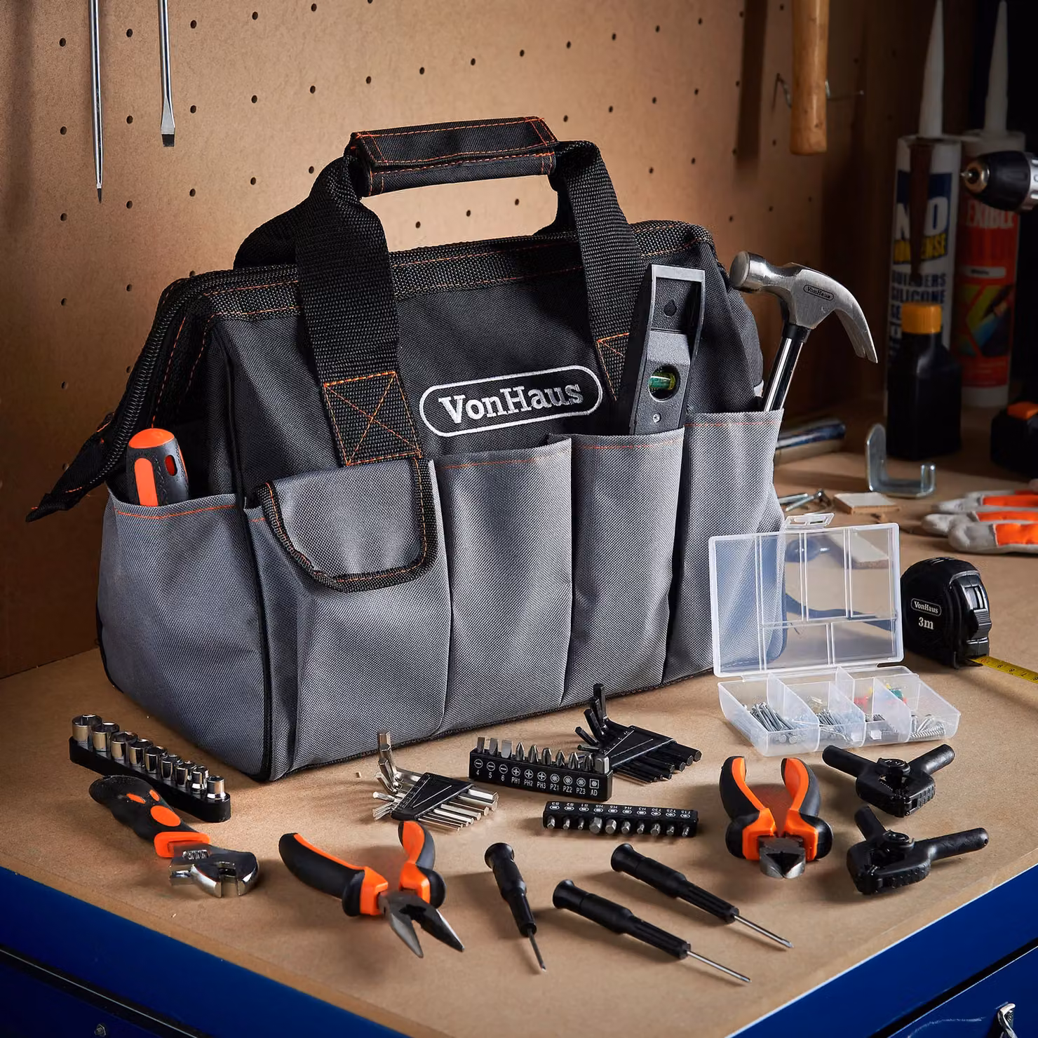 VonHaus 92-Piece Stainless Steel Hand Tool Kit in Black with Carry Bag – 6