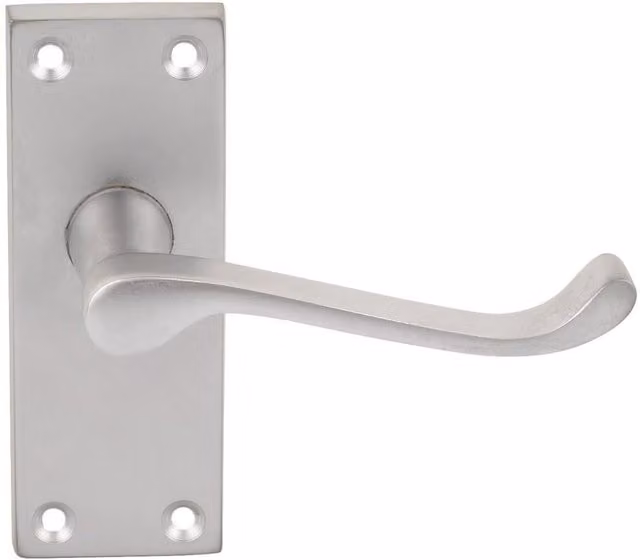Golden Grace Chrome Door Handle Pack