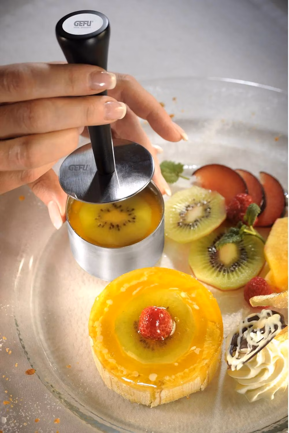 Gefu FORMIDABLE Stainless Steel Round Cooking and Decorating Rings Set in Silver – 3