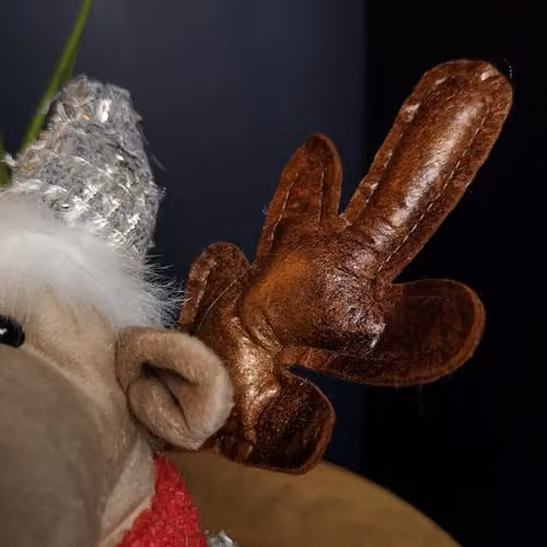 Samuel ALEXANDER 38cm Plush Reindeer Christmas Tabletop Decoration in Grey, Brown and Red – 2