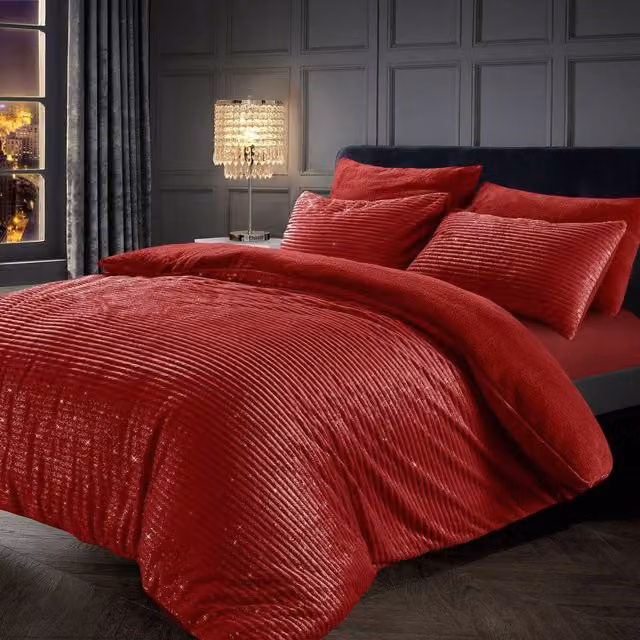 VELOSSO Red Glitter Cord Reversible Duvet Set and Pillowcase with Teddy Soft Cosy Fleece Reverse, W: 180 cm, D: 200 cm