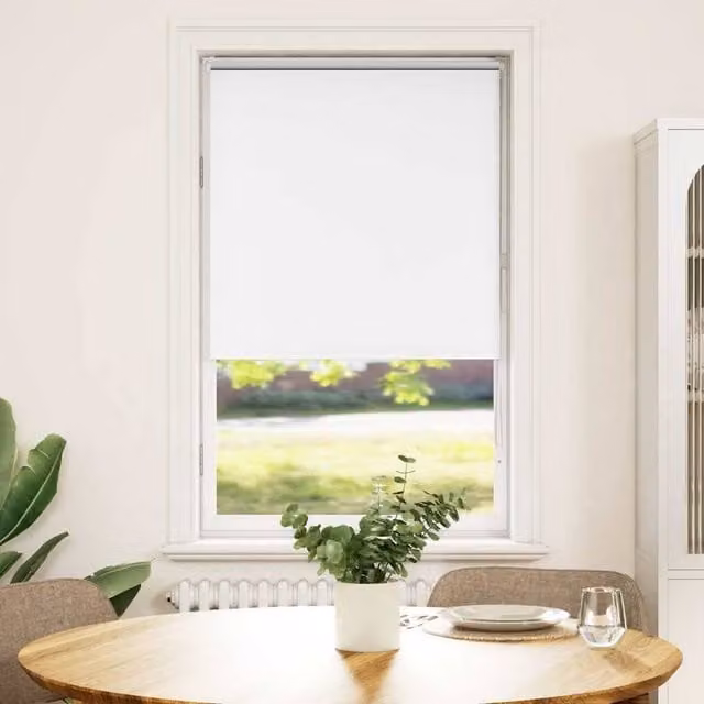Berkfield Home White Blackout Roller Blind, Thermal Insulating Polyester, W: 75 cm, H: 150 cm
