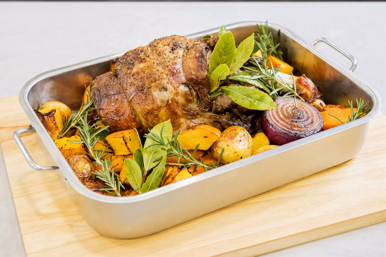 MasterClass Stainless Steel Rectangular Roasting Tin in Silver, W: 27 cm, D: 37 cm, H: 6.5 cm – 3