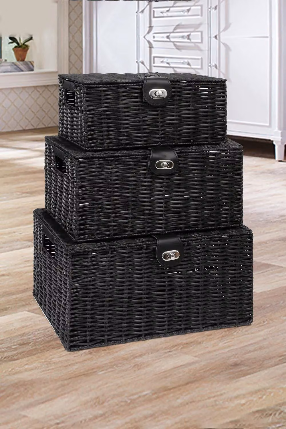 Arpan Set of 3 Resin Woven Storage Basket Boxes with Lid and Lock in Black – 9