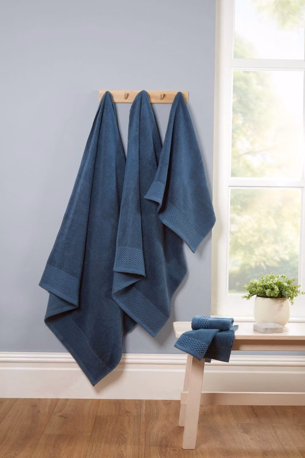 Rapport Home Eden Weave Pure Cotton Towel Set in Blue