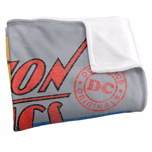 Warner Bros. Superman Action Comics Silky Touch Super Soft Fleece Throw Blanket, Multicolour, W/D/H: 127 x 152 x 1 cm – 2