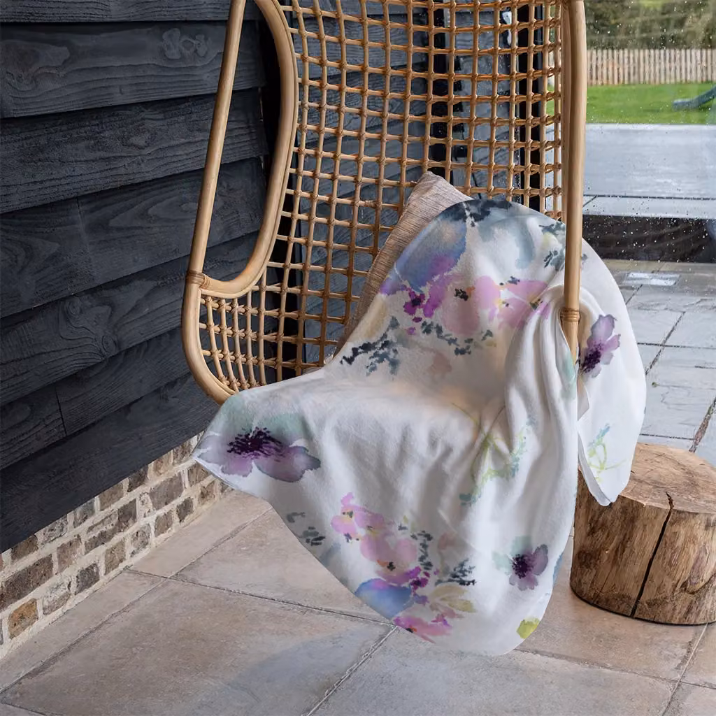 Benjamin Tate Design Watercolour Floral Fleece Blanket in Pink, Beige and Multicolour, W/D/H: 120 x 150 cm – 4
