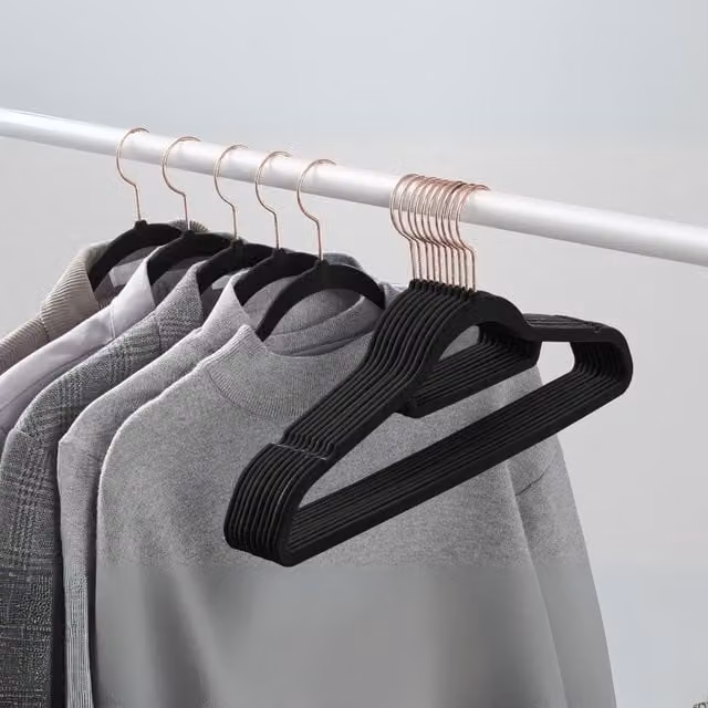SONGMICS Set of 50 Black Velvet Flocked Clothes Hangers with Tie Bar and Swivel Hook – 1