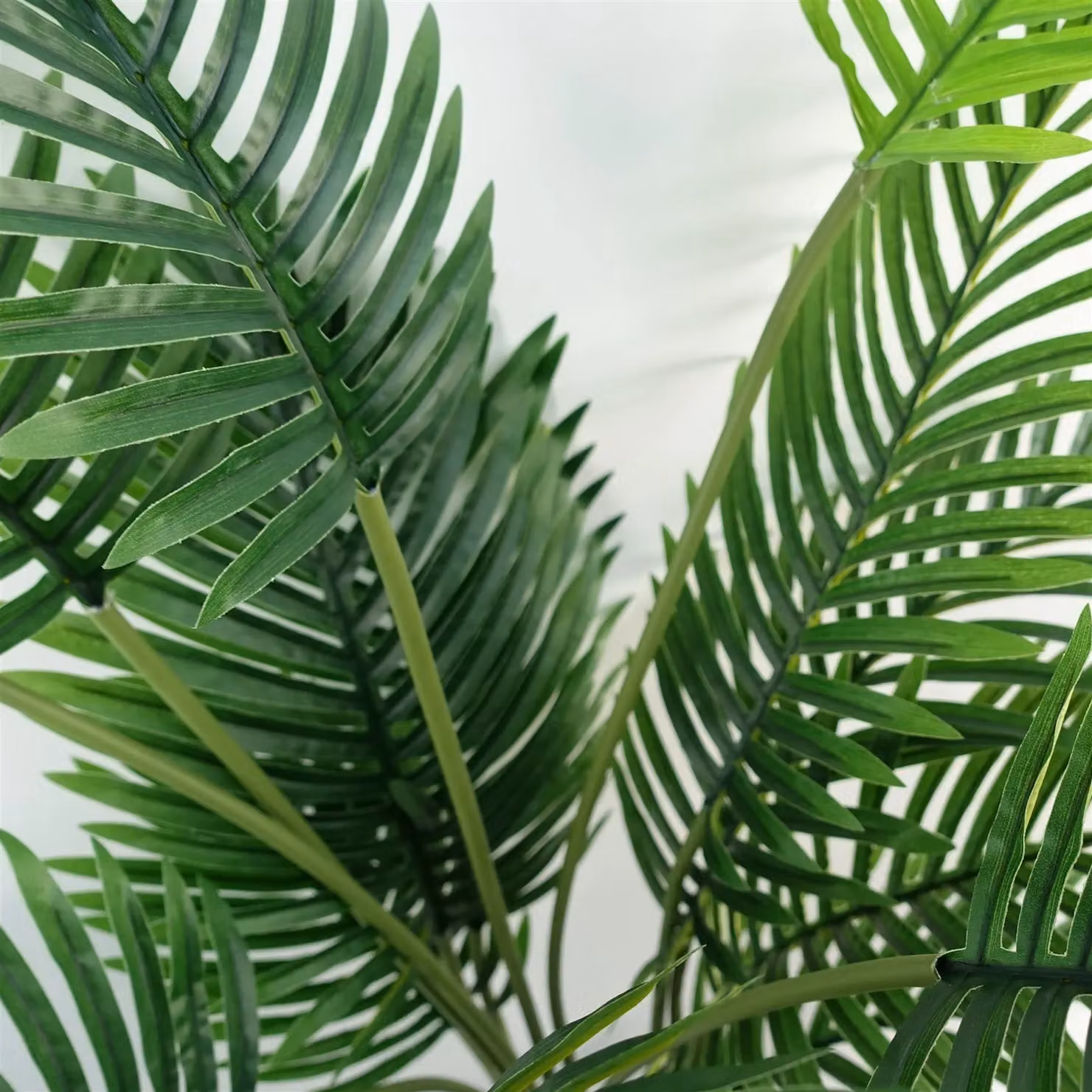 Leaf Design 110cm Artificial Areca Palm Tree in a Black Pot, Green – 5