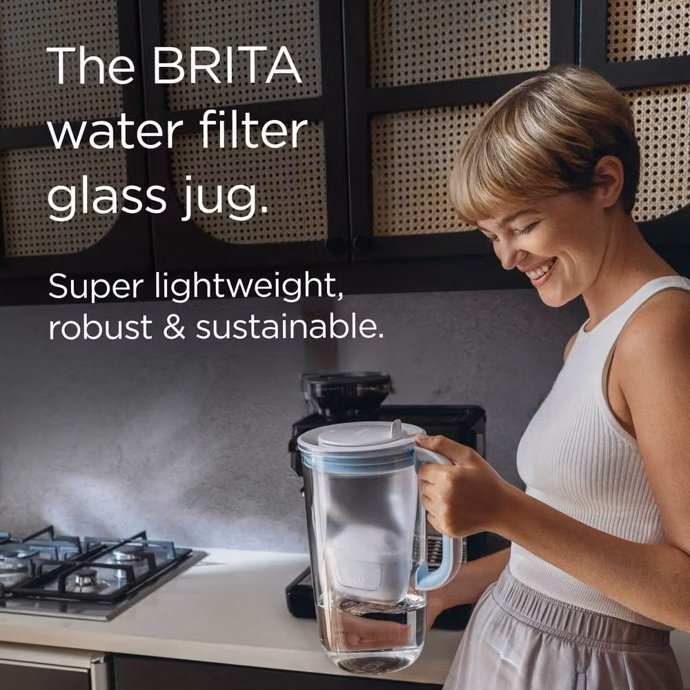 Brita Glass Water Filter Jug in Light Blue, 2.5 l, with 1x MAXTRA PRO Pure Performance Water Filter Cartridge – 2