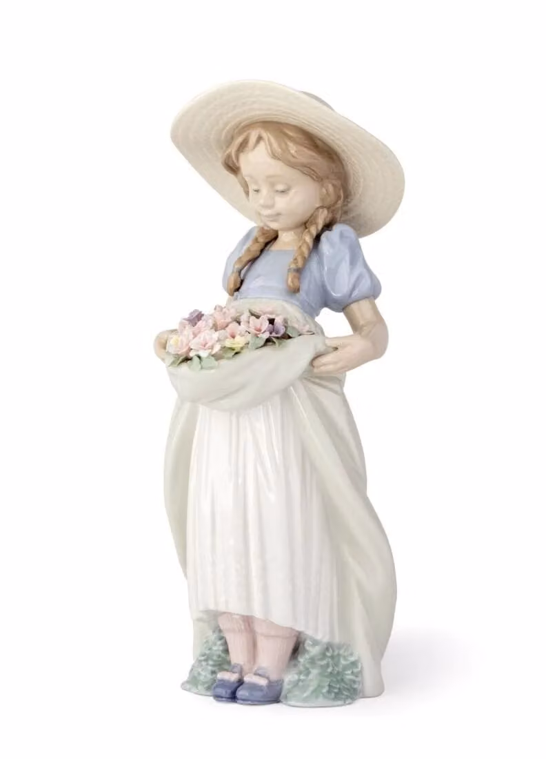 Lladró Bountiful Blossoms Girl Porcelain Figurine in Multicolour