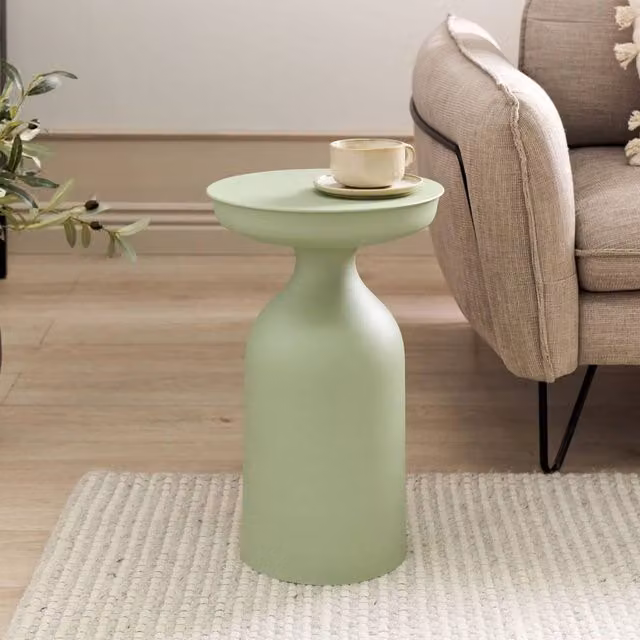 Wyld and Coco Round Side Table in Light Green with Matt Metal Finish, W/D/H: 50 x 50 x 33 cm – 1