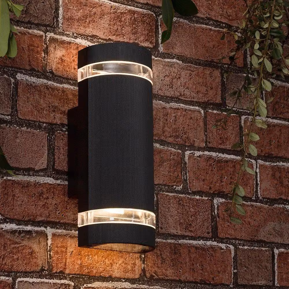 MiniSun Modern Black Aluminium Curved Outdoor IP54 Rated Ribbed Glass Shade Wall Light Fitting – 3