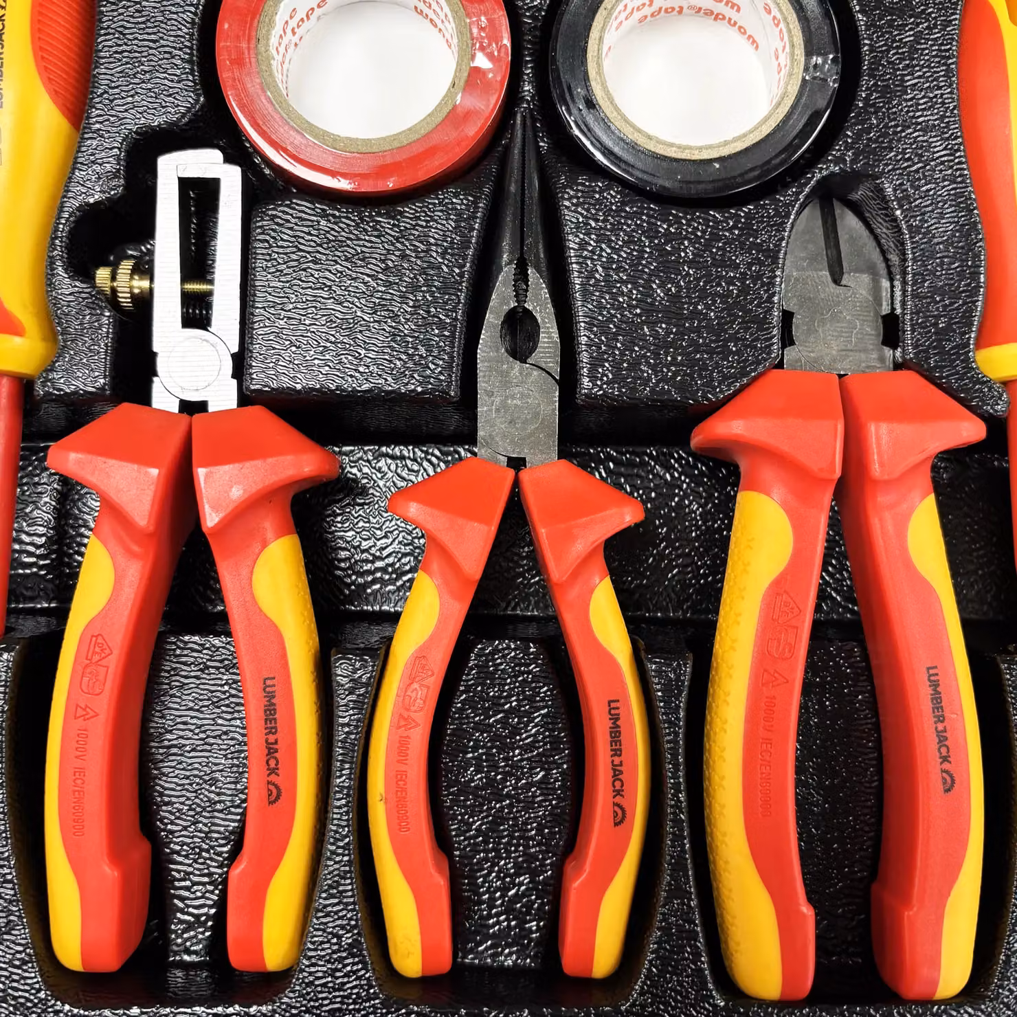 Lumberjack 11-Piece VDE Insulated Electricians Tool Set with Pliers and Screwdrivers in Red – 9