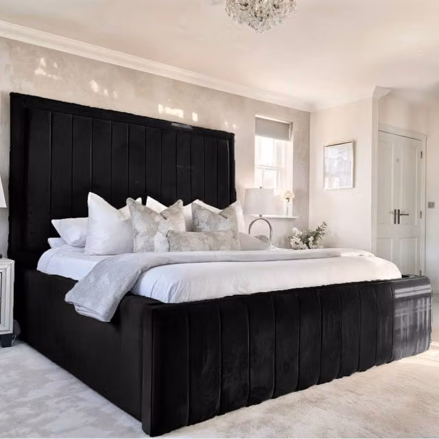 Living Comfort Bedz Geneva Upholstered Velvet Bed Frame in Black, W/D/H: 120 x 200 cm