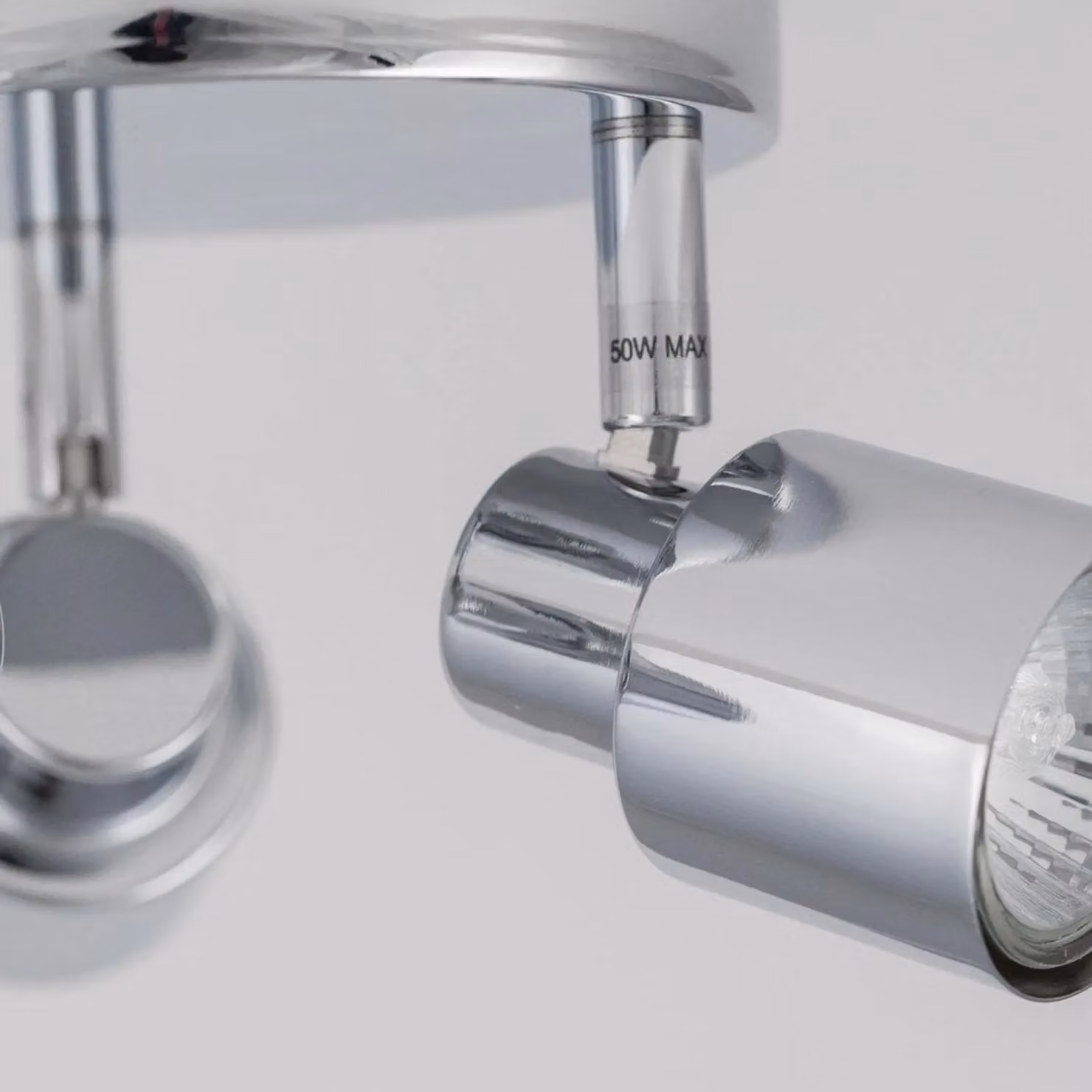 First Choice Lighting Chrome 3 Light IP44 Round Bathroom Spotlight Plate in Silver – 2