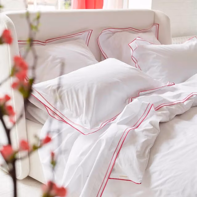 Designers Guild Astor Cotton Percale Flat Sheet in Pink and White