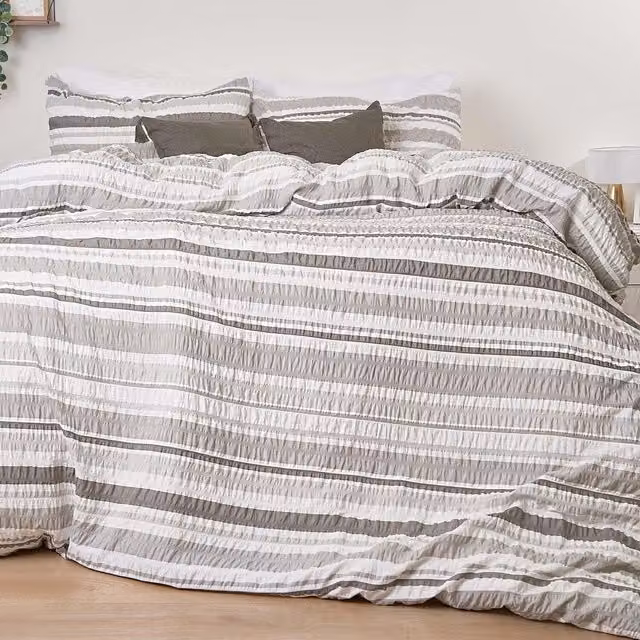 Dreamscene Grey Stripe Print Seersucker Duvet Set with Pillowcase, W/D/H: 200 x 200 cm